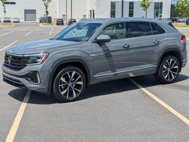 2026 Volkswagen Atlas Cross Sport SEL Premium R-Line