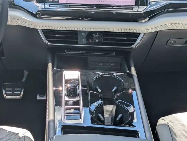 2026 Volkswagen Atlas Cross Sport SEL Premium R-Line