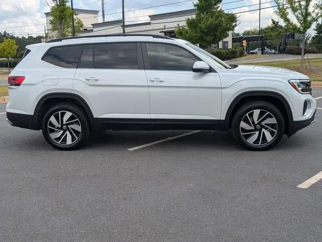 2026 Volkswagen Atlas SE with Technology