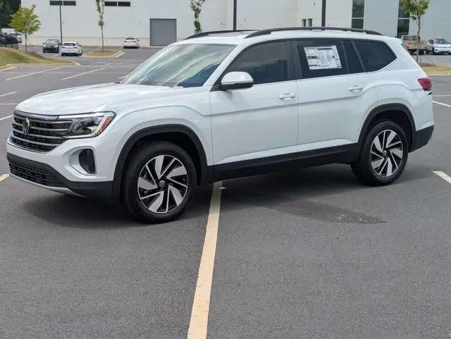 2026 Volkswagen Atlas SE with Technology