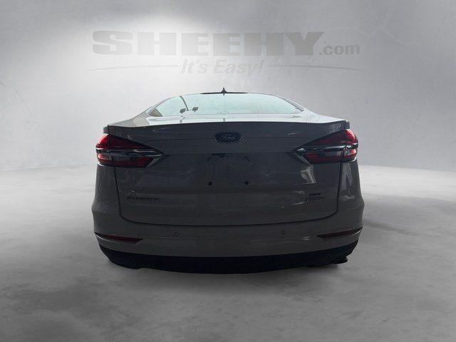 2020 Ford Fusion SE