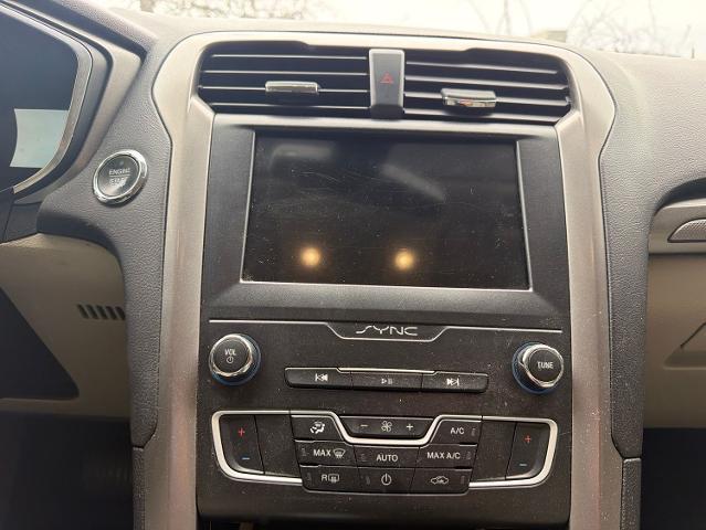 2020 Ford Fusion SE