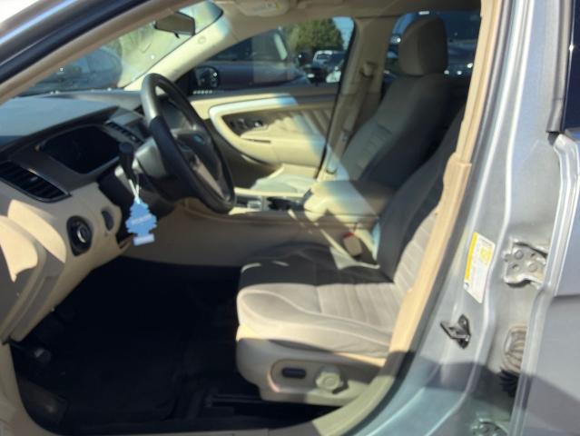 2018 Ford Taurus SE