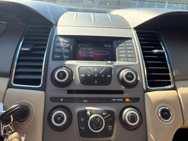 2018 Ford Taurus SE