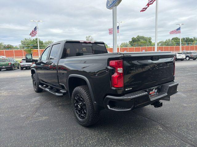 2021 Chevrolet Silverado 2500HD 4WD Crew Cab Standard Bed LTZ
