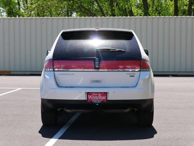 2010 Lincoln MKX Base