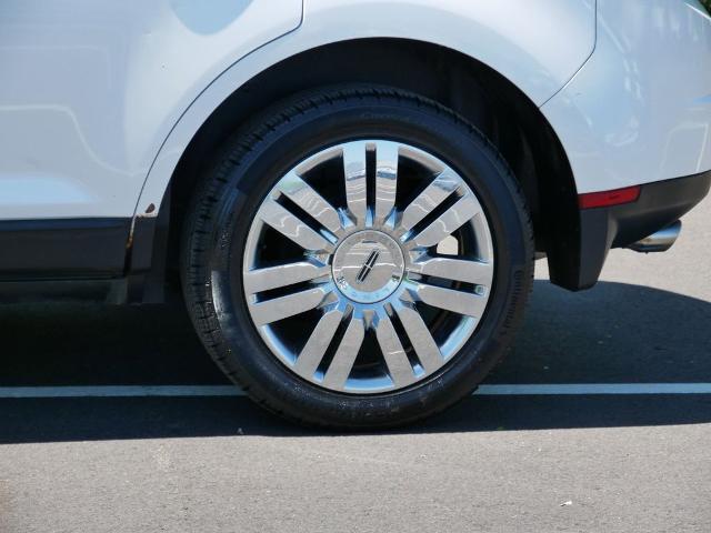 2010 Lincoln MKX Base