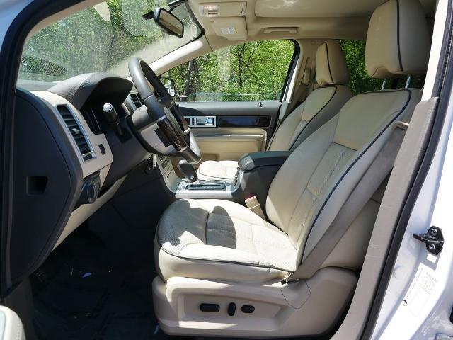 2010 Lincoln MKX Base