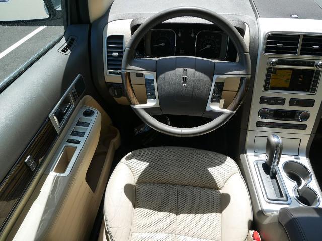 2010 Lincoln MKX Base