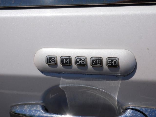 2010 Lincoln MKX Base