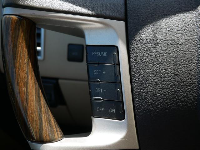 2010 Lincoln MKX Base