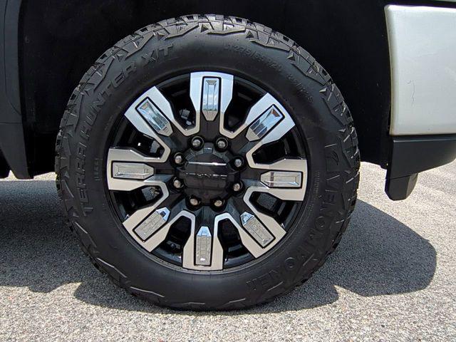 2022 GMC Sierra 2500HD 4WD Crew Cab Standard Bed Denali