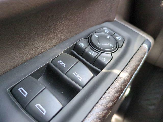 2022 GMC Sierra 2500HD 4WD Crew Cab Standard Bed Denali