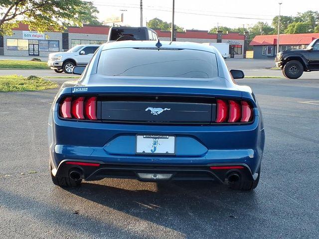 2022 Ford Mustang EcoBoost Fastback