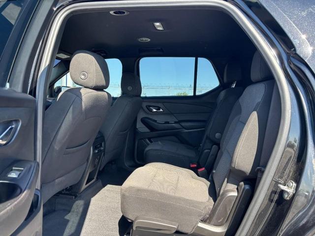 2022 Chevrolet Traverse FWD LT Cloth