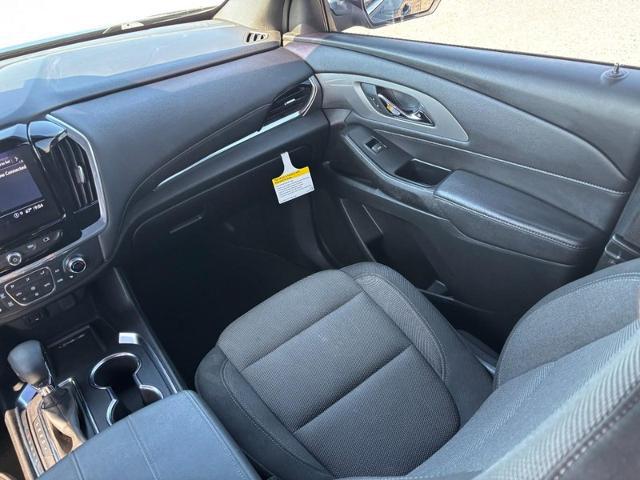2022 Chevrolet Traverse FWD LT Cloth