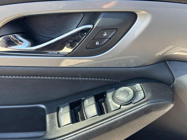 2022 Chevrolet Traverse FWD LT Cloth