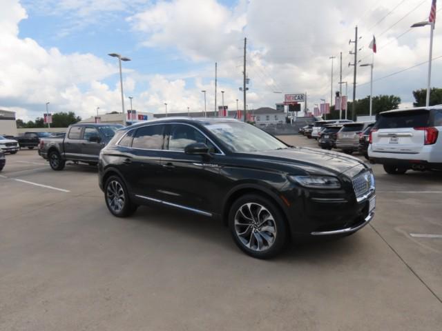 2022 Lincoln Nautilus Reserve