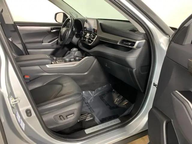 2020 Toyota Highlander Limited