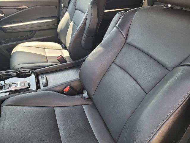 2021 Honda Pilot AWD Touring 8 Passenger