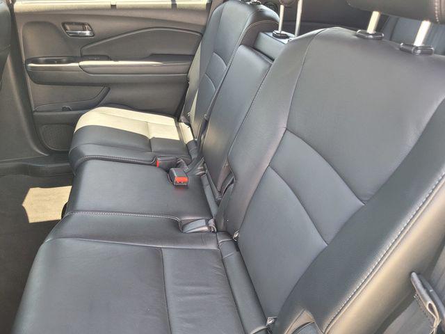 2021 Honda Pilot AWD Touring 8 Passenger