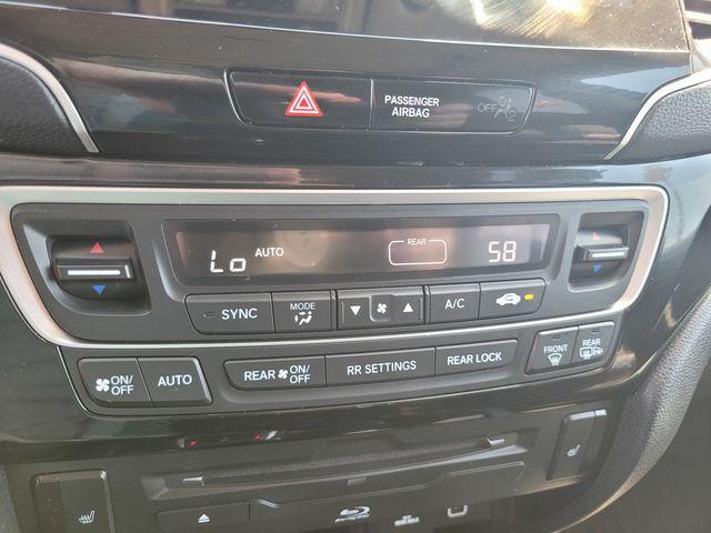 2021 Honda Pilot AWD Touring 8 Passenger