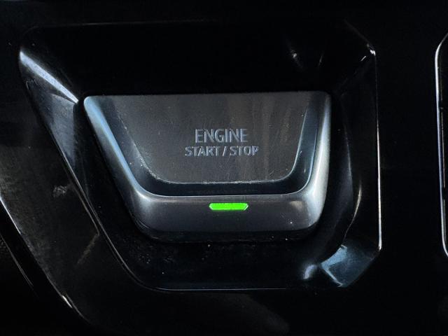 2023 GMC Sierra 1500 4WD Crew Cab Short Box Denali