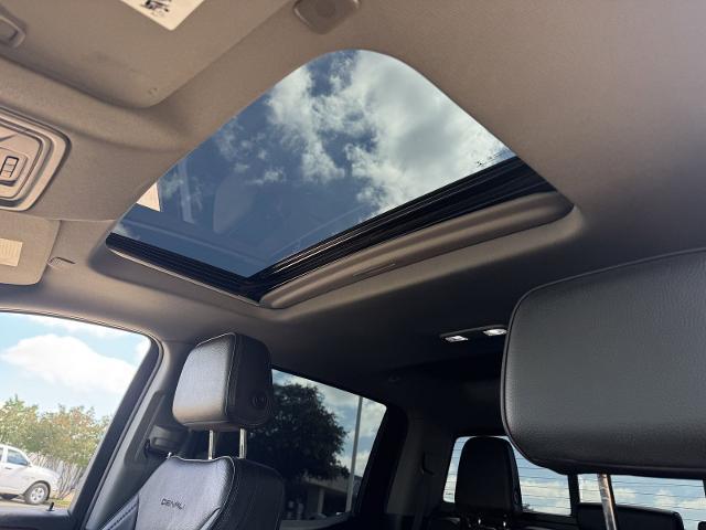 2023 GMC Sierra 1500 4WD Crew Cab Short Box Denali