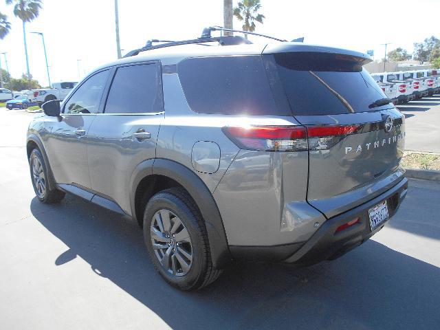2025 Nissan Pathfinder SV 4WD