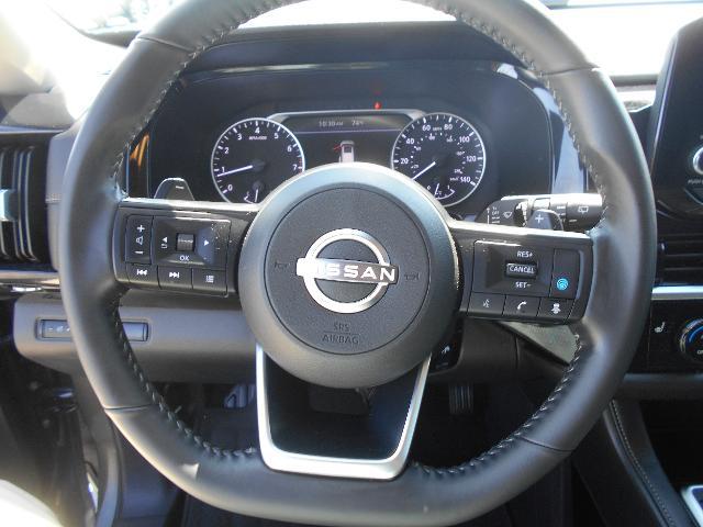 2025 Nissan Pathfinder SV 4WD