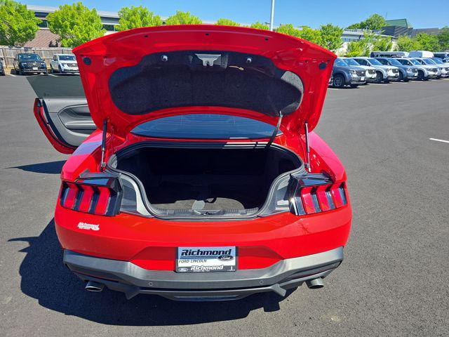 2024 Ford Mustang GT Premium Fastback