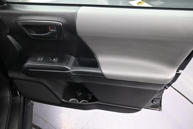 2022 Toyota Tacoma SR V6