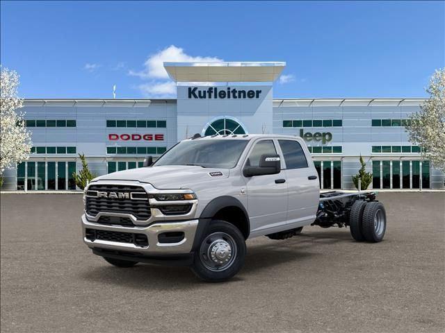 2026 RAM Ram 5500 Chassis Cab RAM 5500 TRADESMAN CHASSIS CREW CAB 4X4 84 CA