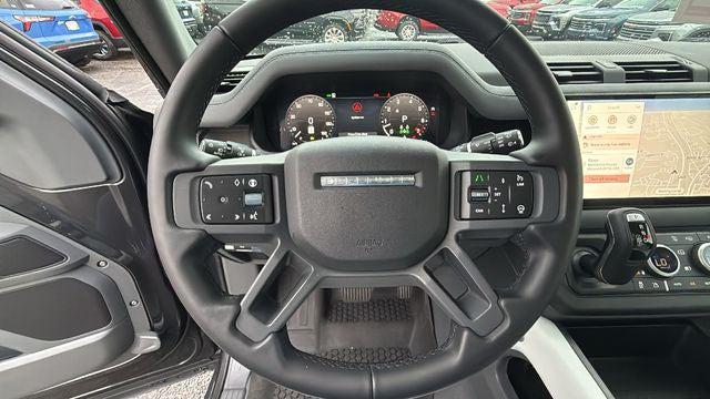 2025 Land Rover Defender 130 P400 X-Dynamic SE
