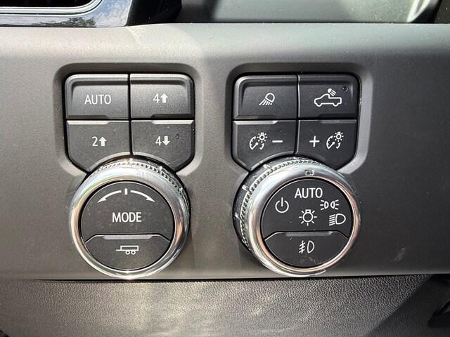 2025 GMC Sierra 2500HD 4WD Crew Cab Standard Bed AT4