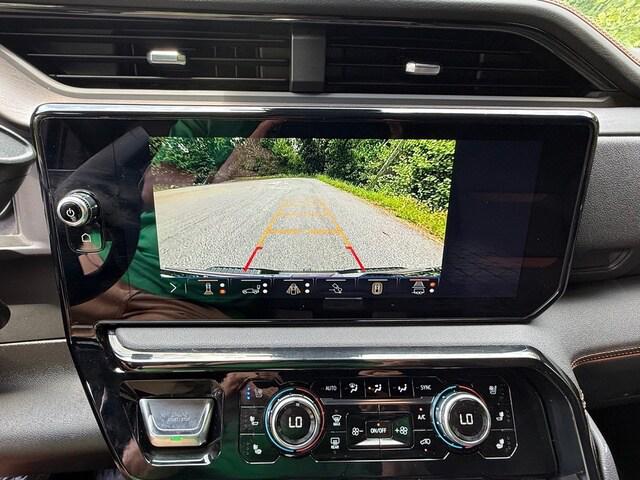 2025 GMC Sierra 2500HD 4WD Crew Cab Standard Bed AT4