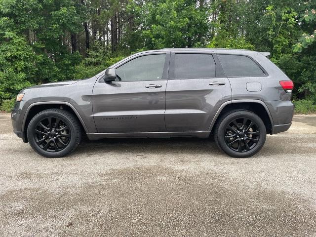 2017 Jeep Grand Cherokee Altitude 4x2