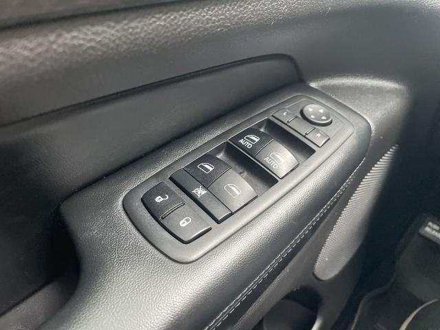 2017 Jeep Grand Cherokee Altitude 4x2