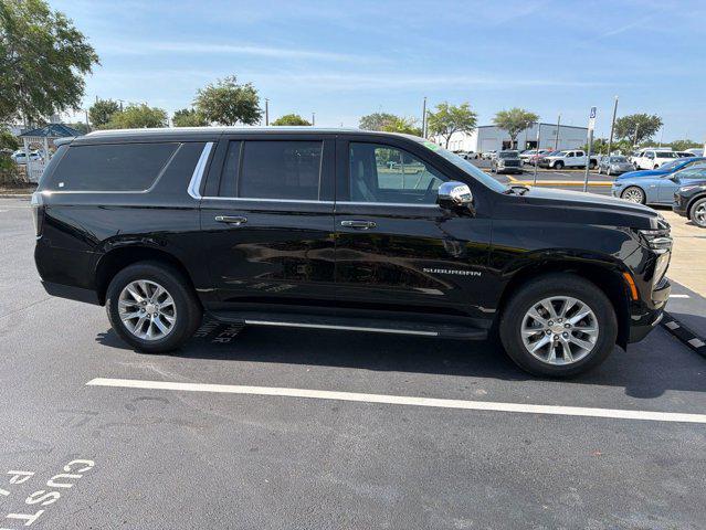 2025 Chevrolet Suburban 4WD Premier