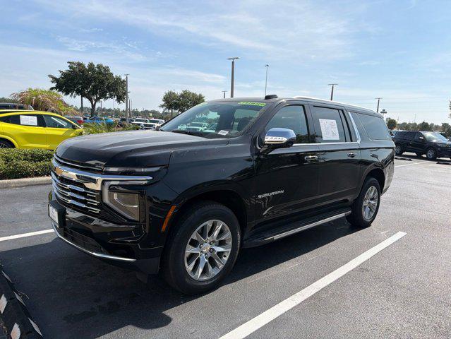 2025 Chevrolet Suburban 4WD Premier