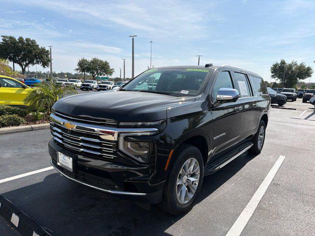 2025 Chevrolet Suburban 4WD Premier