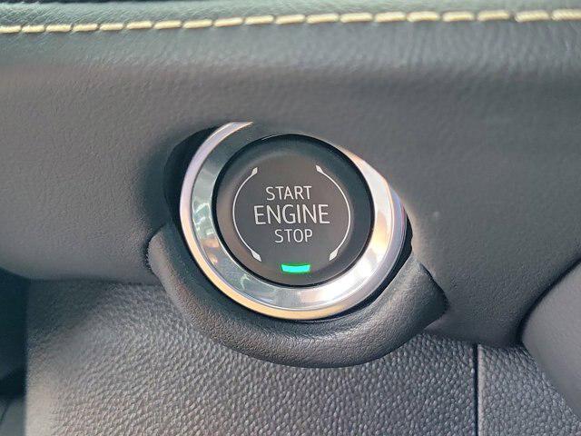 2025 Chevrolet Suburban 4WD Premier
