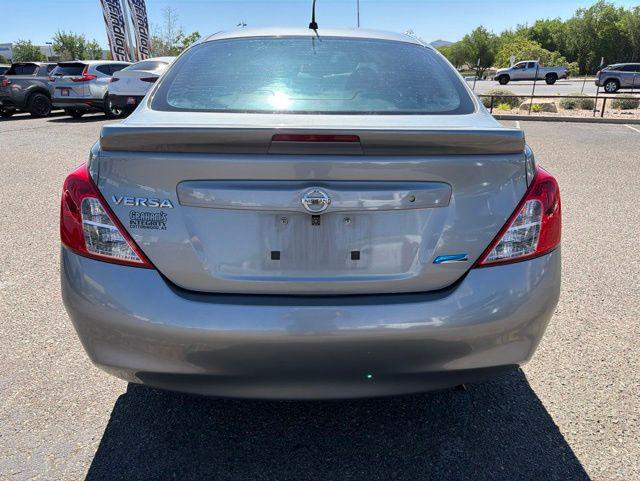 2014 Nissan Versa 1.6 S+