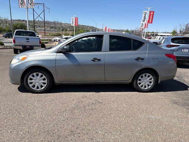 2014 Nissan Versa 1.6 S+