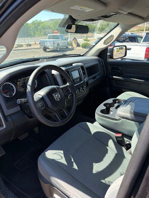 2017 Ram 1500 Express Crew Cab 4x4 5'7" Box