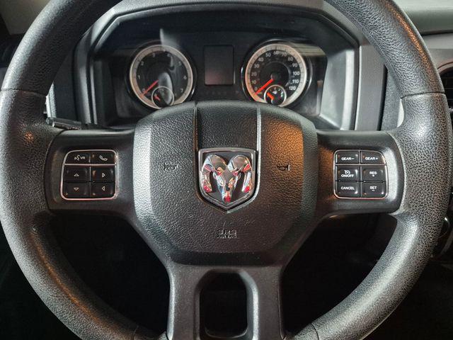 2017 Ram 1500 Express Crew Cab 4x4 5'7" Box