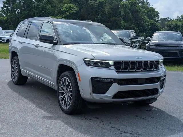 2026 Jeep Grand Cherokee L Summit 4x4