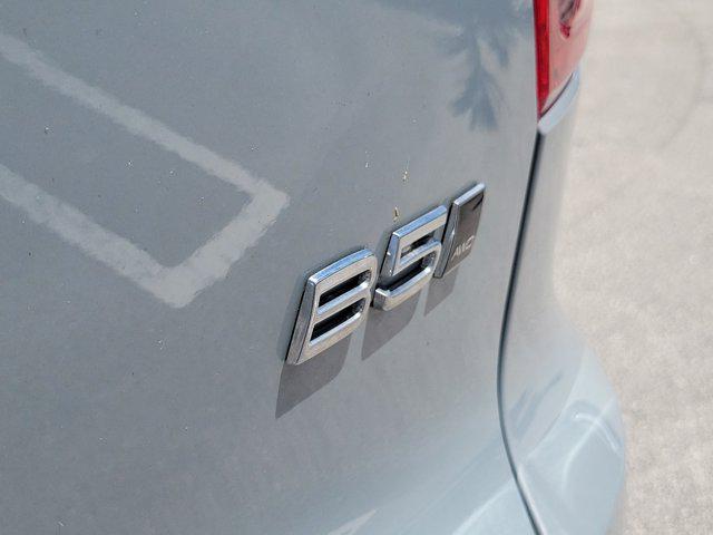 2024 Volvo XC40 B5 Plus Bright Theme