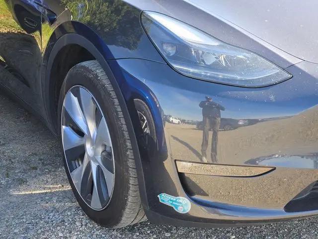 2024 Tesla Model Y Long Range Dual Motor All-Wheel Drive