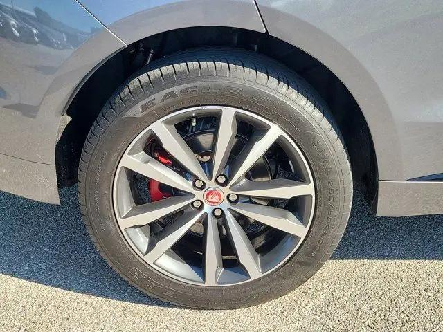 2023 Jaguar F-PACE R-Dynamic S P400 AWD Automatic